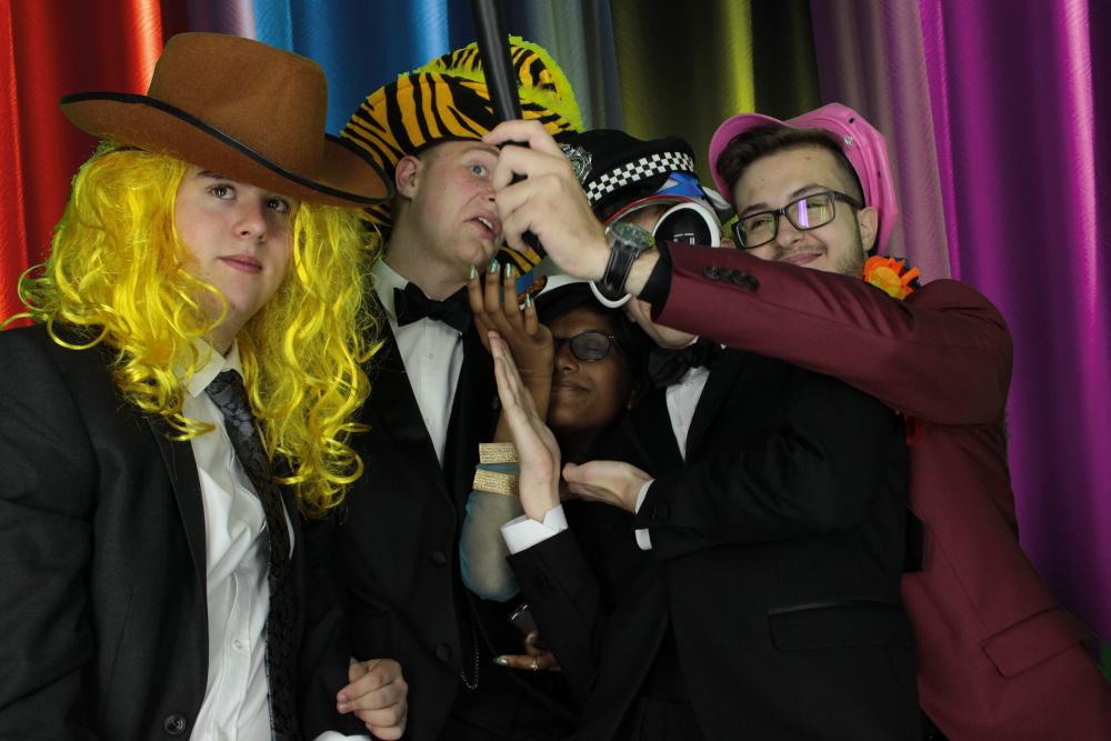 Christ School Prom | View more photos from the event at gallery.myphotoboothexperience.co.uk/u/MyPhotoBoothExperienceLtd/Christ-School-Prom